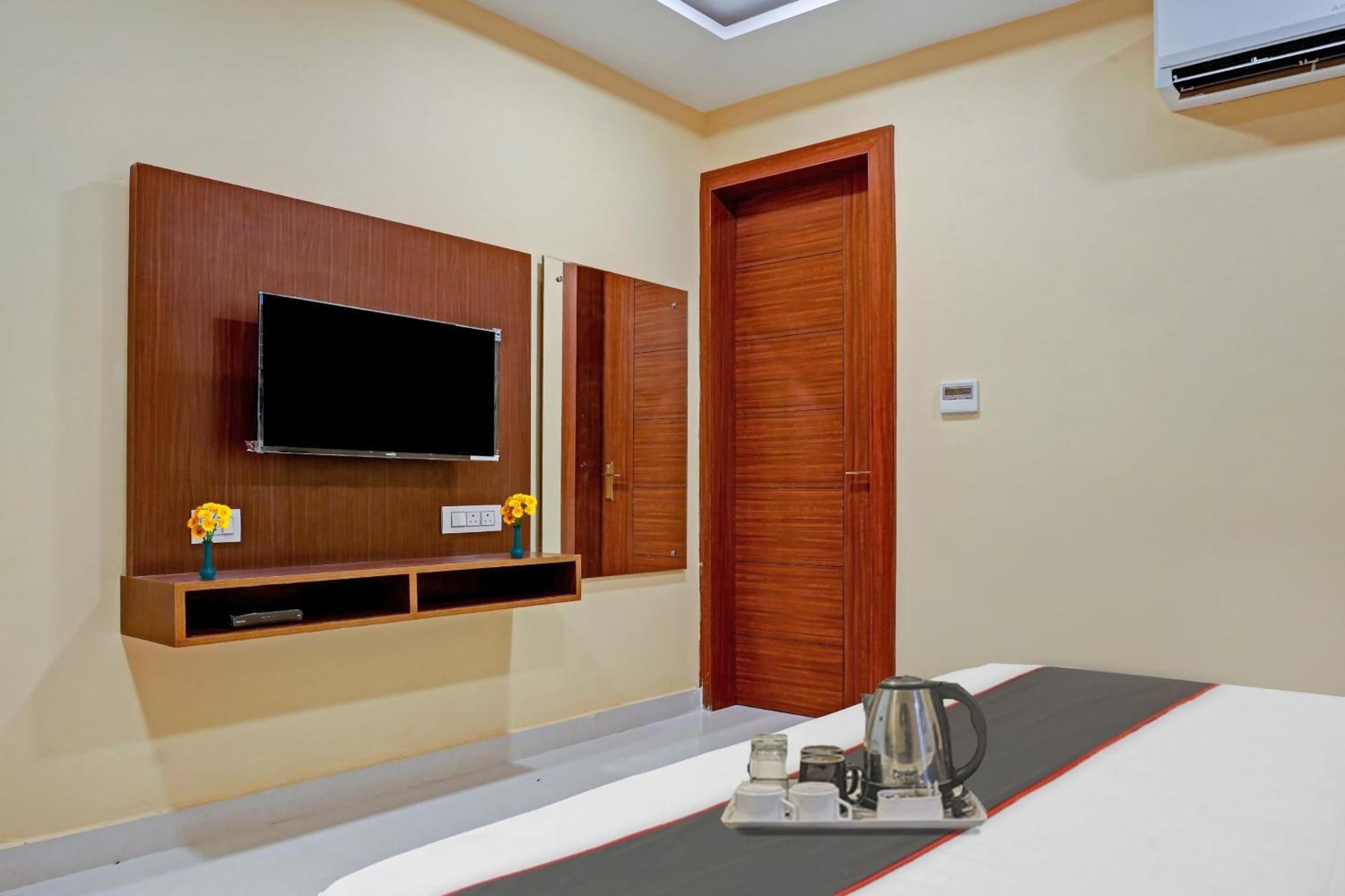 Hotel O Blue Diamond Αλλαχαμπάντ Εξωτερικό φωτογραφία