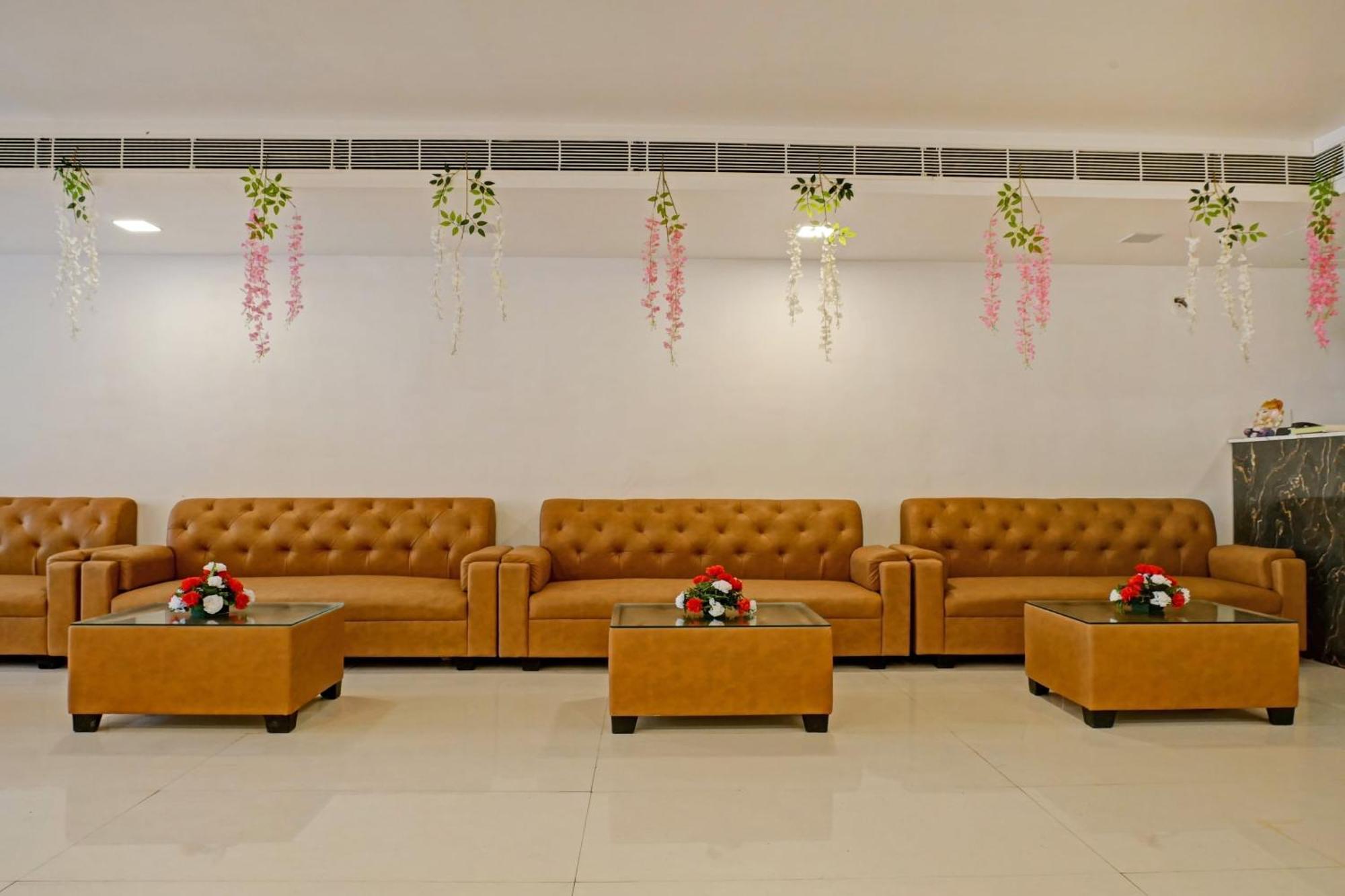 Hotel O Blue Diamond Αλλαχαμπάντ Εξωτερικό φωτογραφία