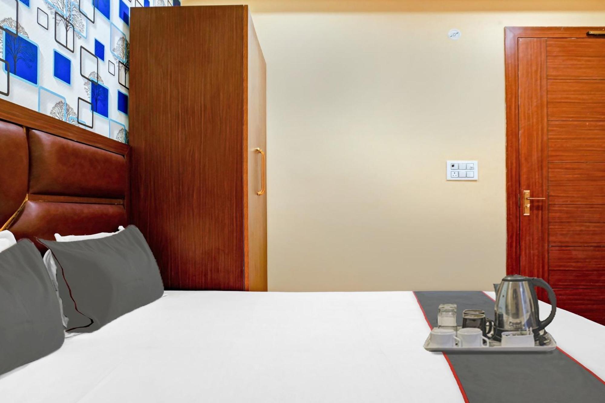 Hotel O Blue Diamond Αλλαχαμπάντ Εξωτερικό φωτογραφία