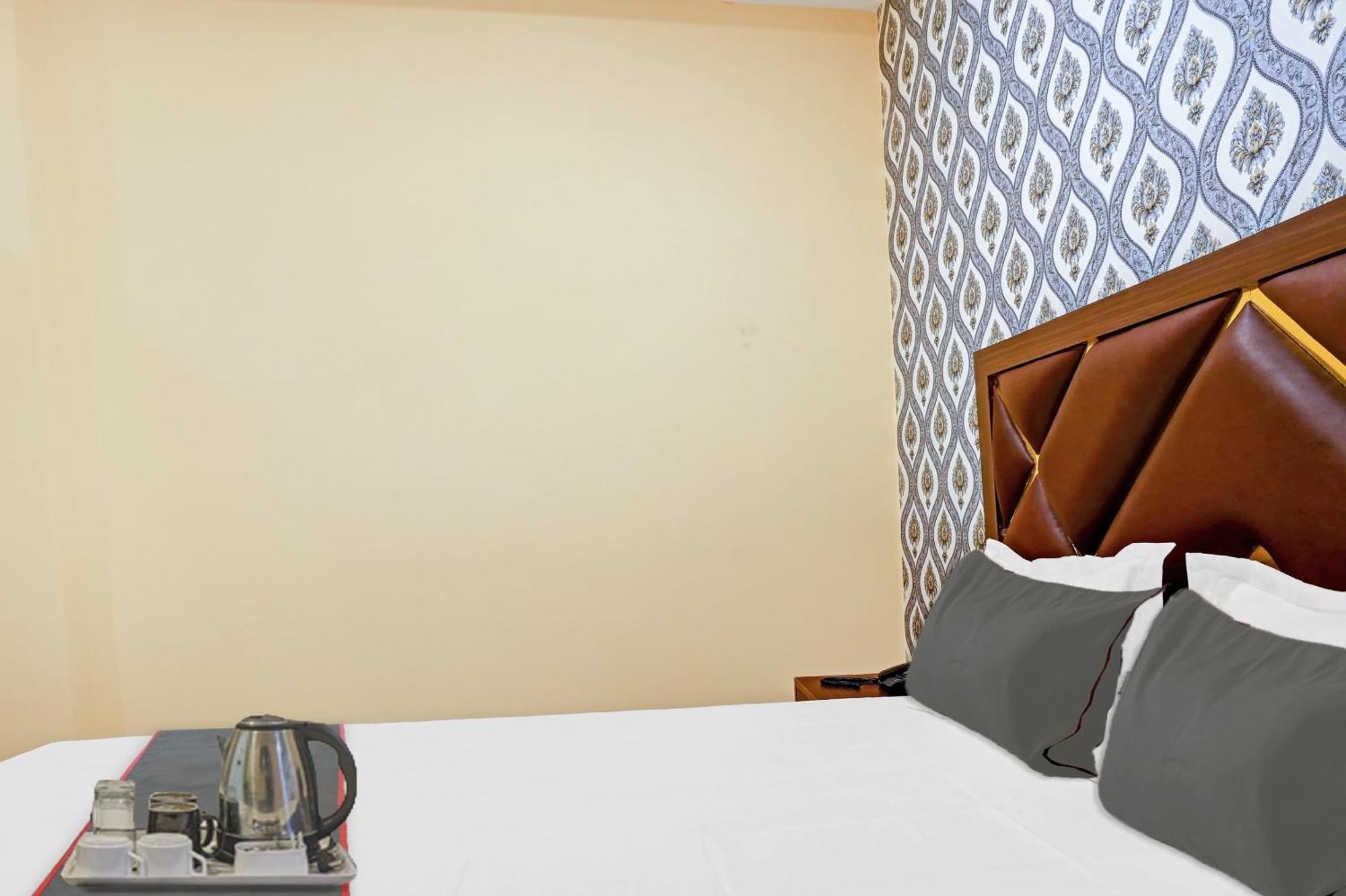 Hotel O Blue Diamond Αλλαχαμπάντ Εξωτερικό φωτογραφία